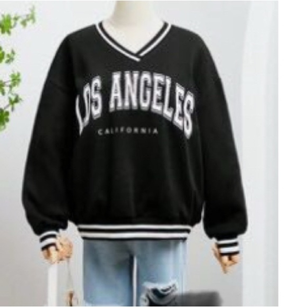 Black Los Angeles Sweatshirt.